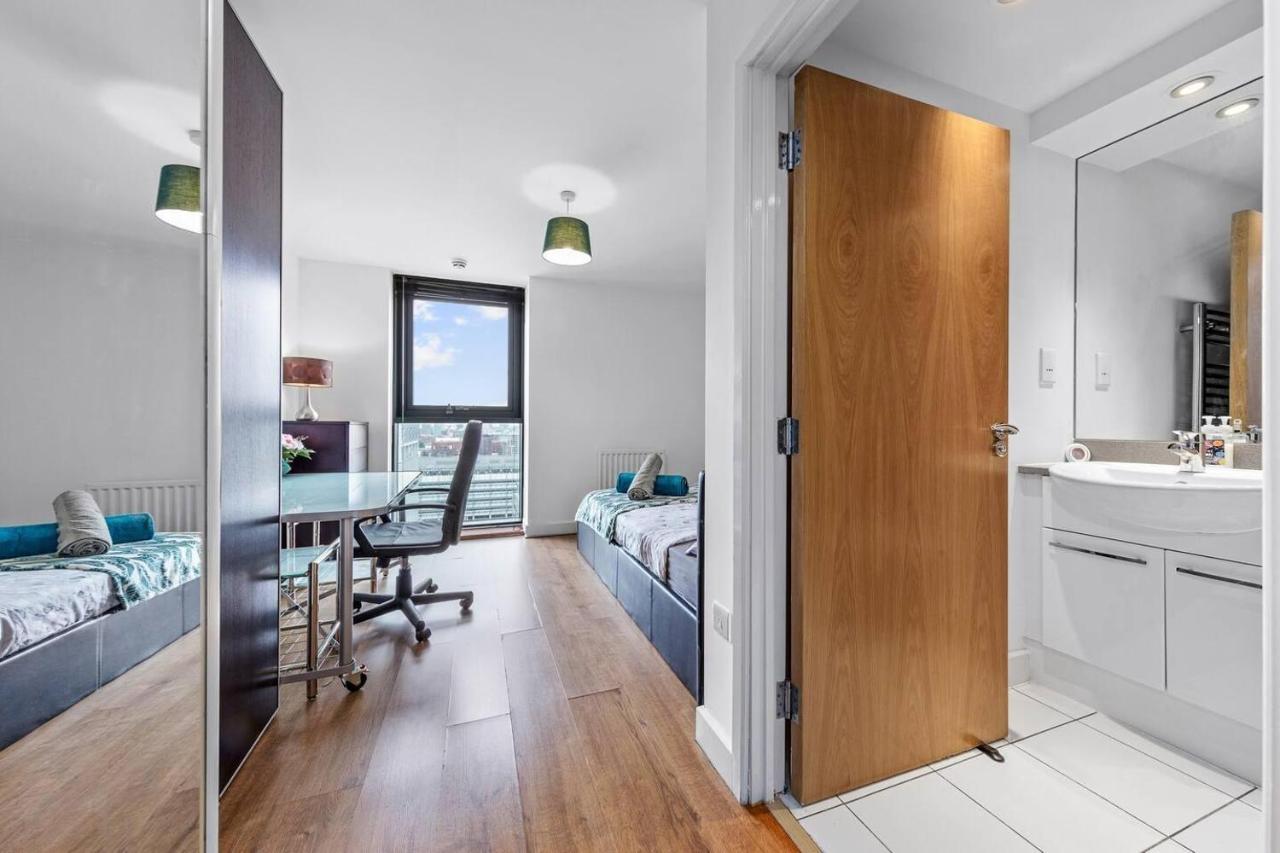 Lovely & Cosy 2 Beds London Skyline View Ngoại thất bức ảnh